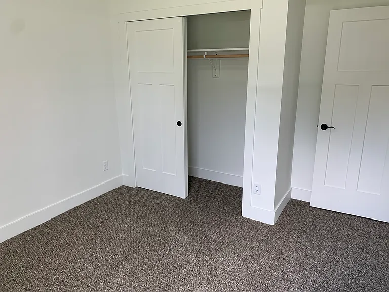 1704 S Woodland Dr — Photo 13
