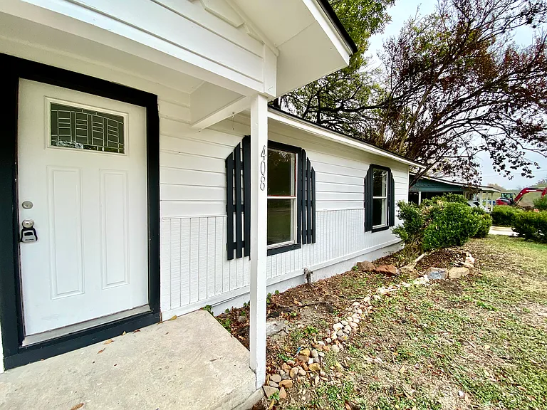 408 Faris St — Photo 25
