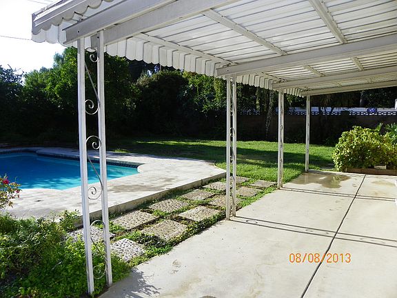 2nd image of 7712 Farralone Ave