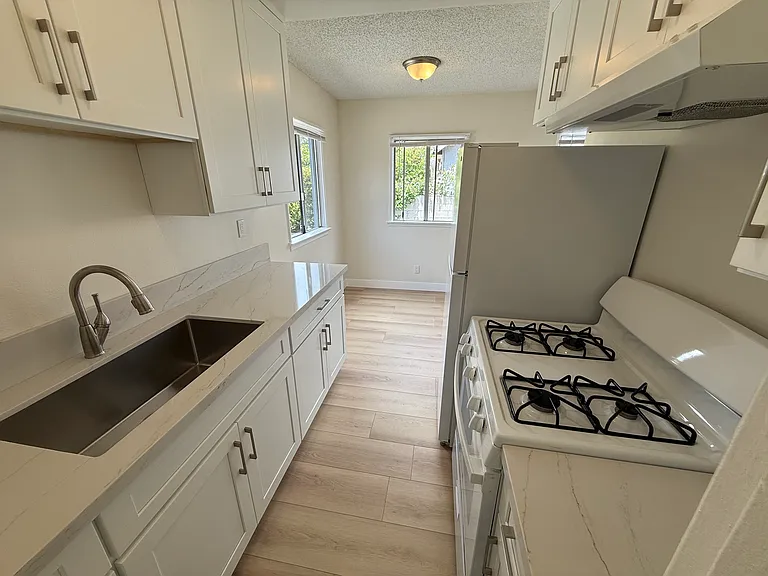 5664 Case Ave #1 — Photo 14