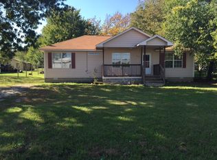 913 Wells Ave, Prague, OK 74864