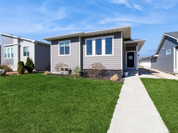 118 Wilder Ln, Ames, IA 50014