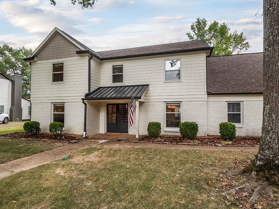 1st image of 2458 Oak Trail Dr