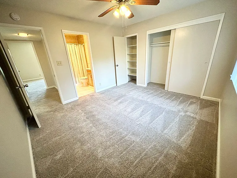Greenhaven Apartments ~ In the Heart of Sacramento's Pocket Neighborhood! — Photo 4