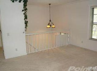 1626 Prestonpark Ln, Saint Louis, MO
