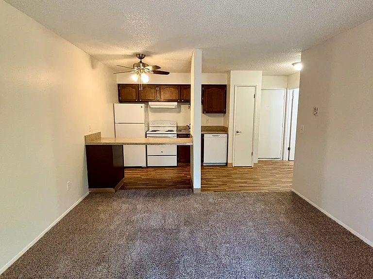 Gardenbrook Apartments — Photo 59