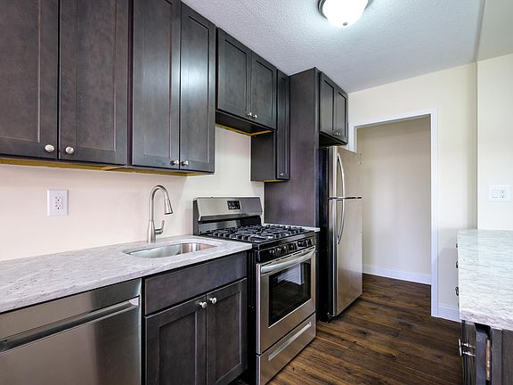 2nd image of 2550 Olinville Ave APT 5M