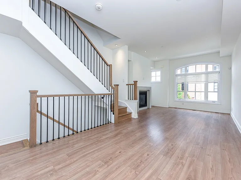1145 Ossington Ave #D38 — Photo 13