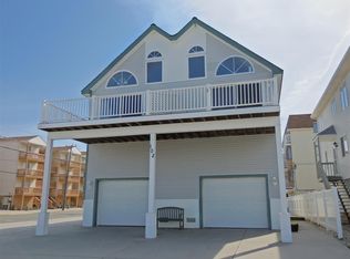 102 45th St #WEST, Sea Isle City, NJ 08243