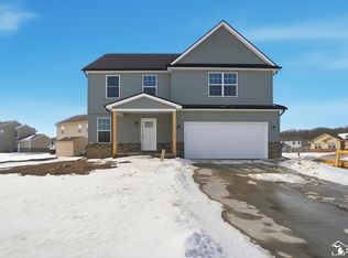 4150 Swan Ridge Ln, Newport, MI 48166