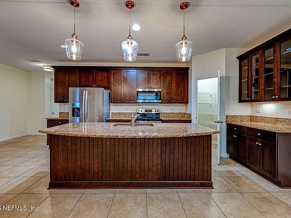 4th image of 3276 CHESTNUT RIDGE Way