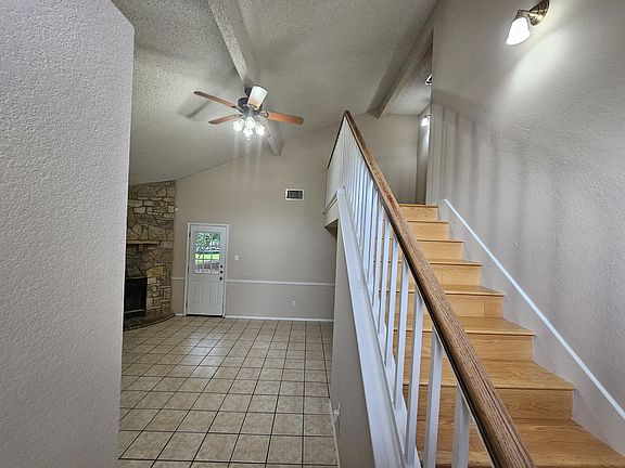 4th image of 5 Canary Ct