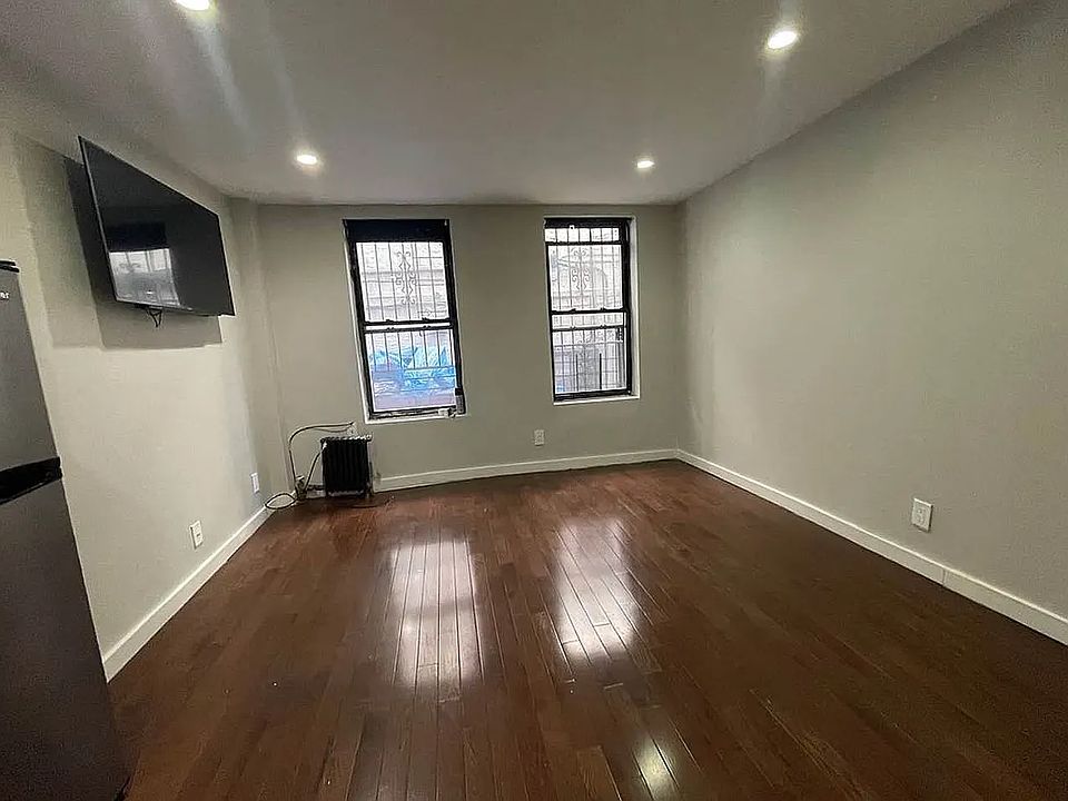 2nd image of 2166 Frederick Douglas Blvd Unit 1B
