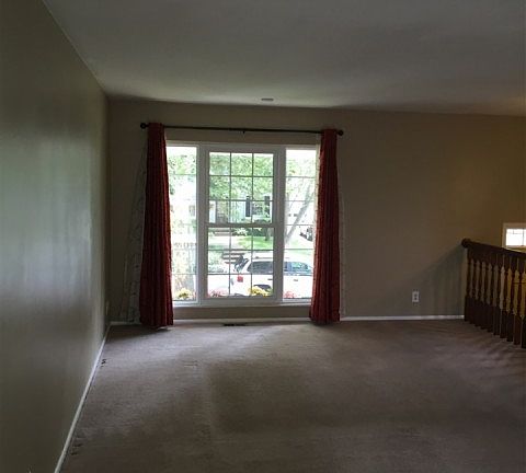 2nd image of 1100 Wells St