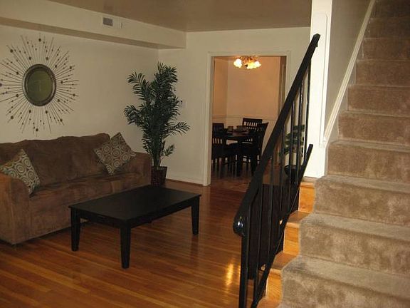2nd image of 2210 Chalfont Dr APT 2