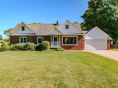 711 Lander Rd, Highland Heights, OH, 44143