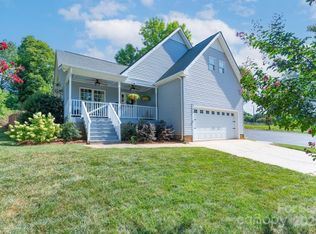 106 Lincoln St, Belmont, NC 28012
