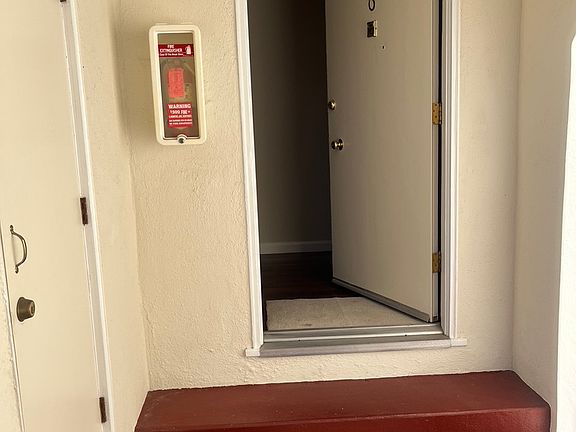 2nd image of 239 Willow Ave APT 6