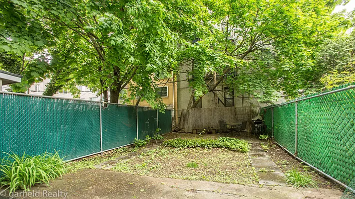 Rented by Garfield Realty  | media 33