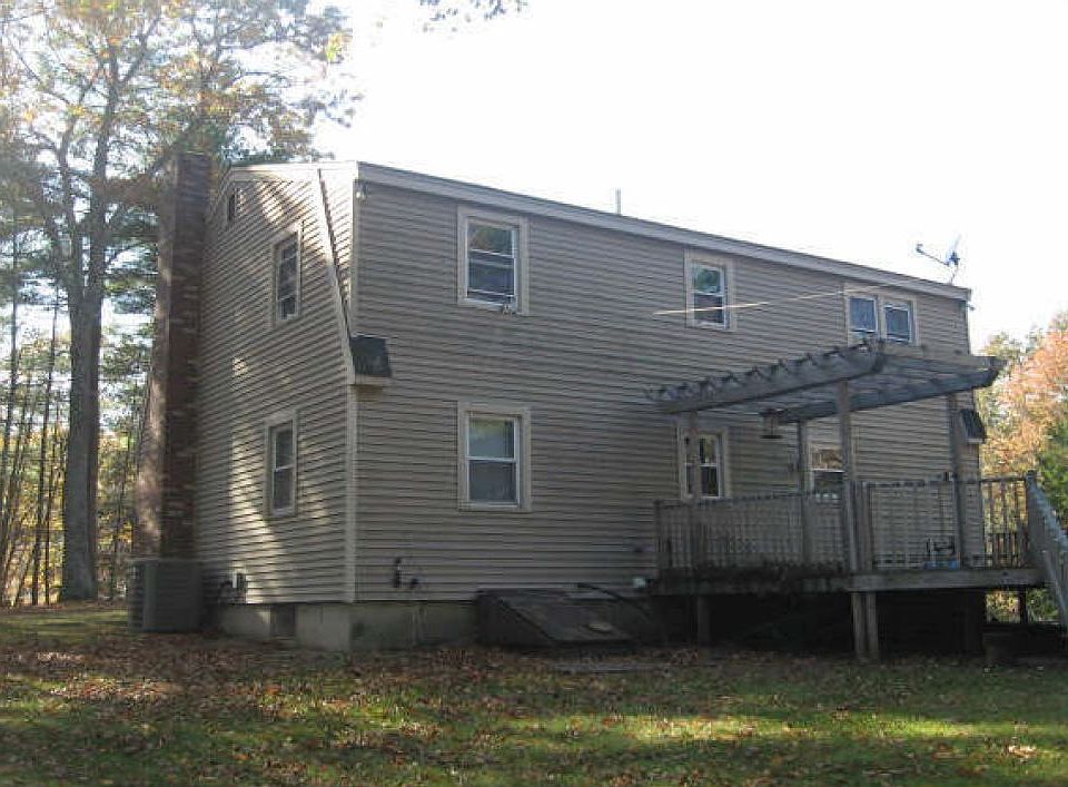 2nd image of 5 Tanglewood Dr
