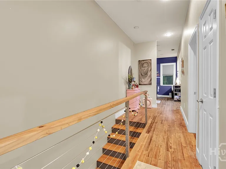 309 E Duffy St — Photo 10