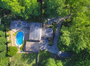 5122 Veach Rd, Owensboro, KY 42303