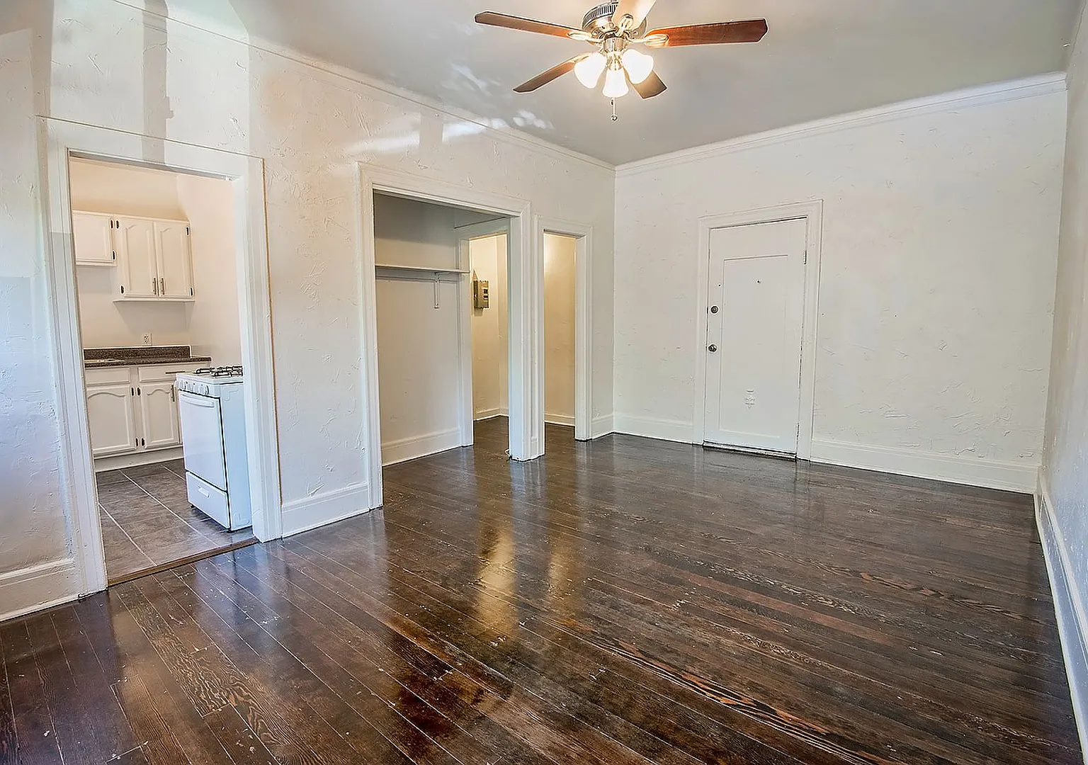 415 S. Westlake Avenue — Photo 2