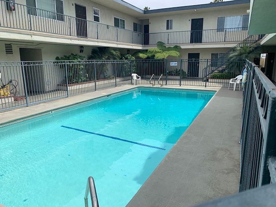 1st image of 22322 Kent Ave #1