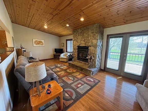 5th image of 531 Corazalla Dr