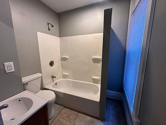 5th image of 2409 N 18th St