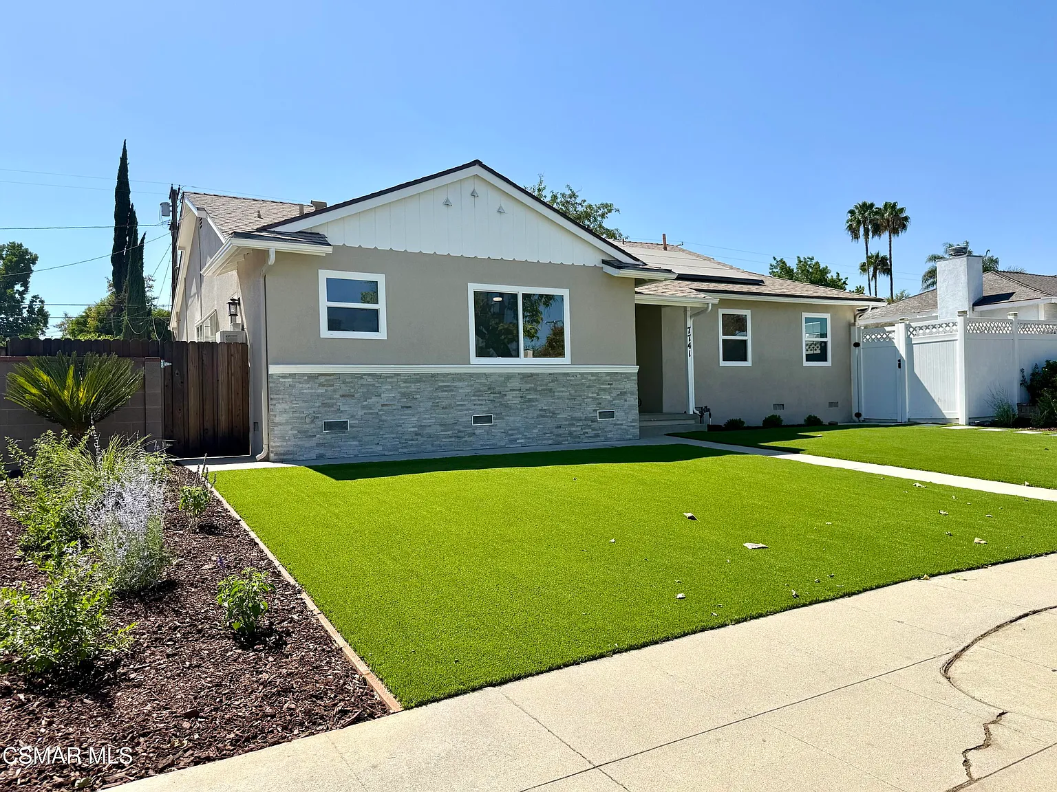 3 bed, 2.0 bath, 1765 sqft, $4,500 — Photo 3