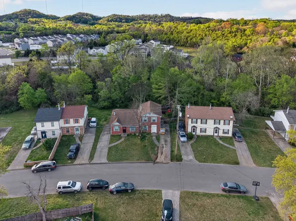 1348 Bellshire Terrace Dr, Nashville, TN 37207