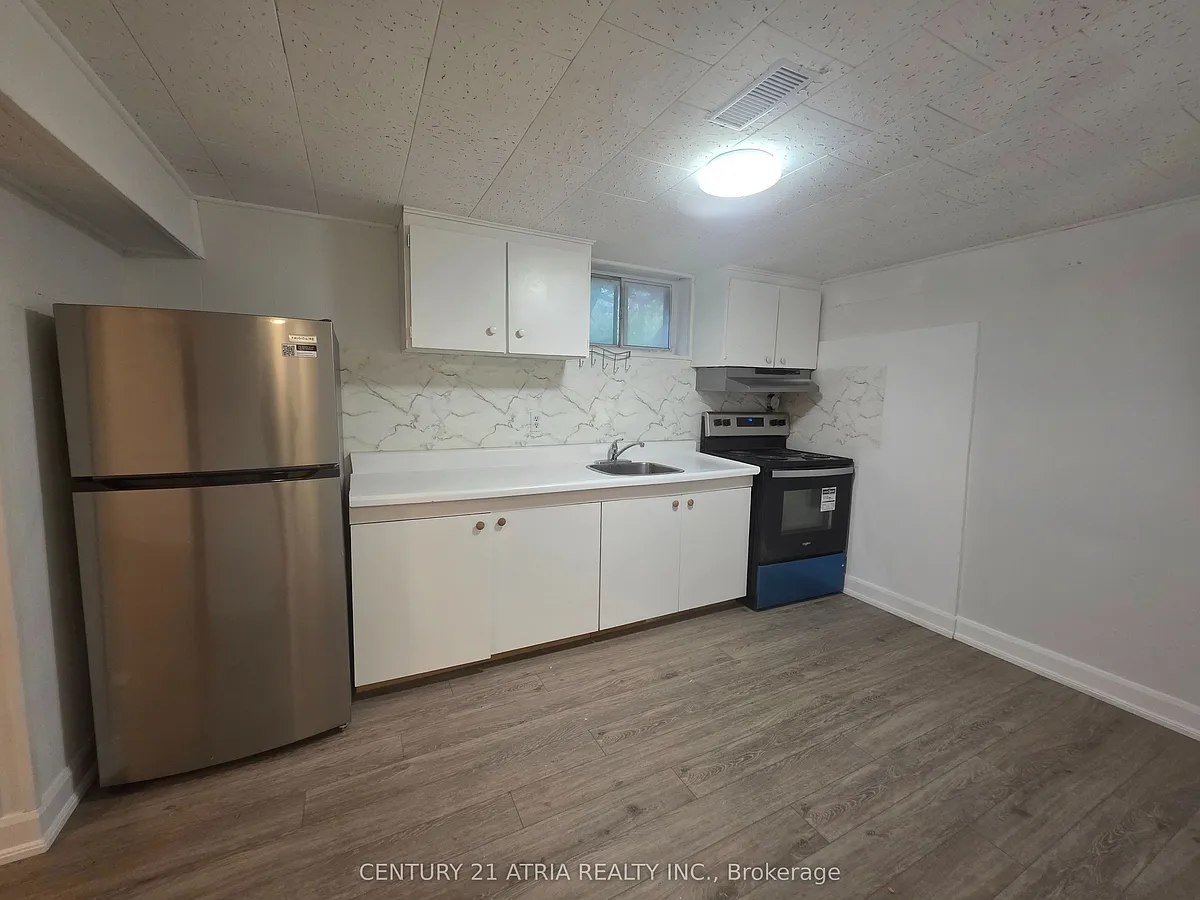 Building Photo - 21 Meadowview Ave #LOWER