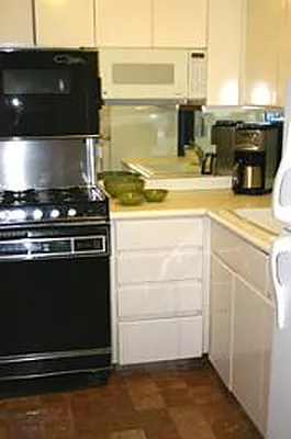 Sold by Corcoran | media 14