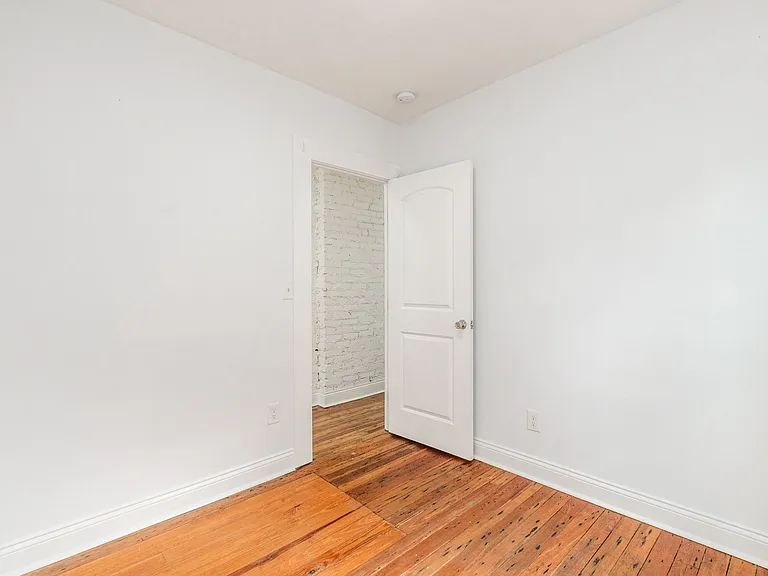 942 Linwood Ave — Photo 27