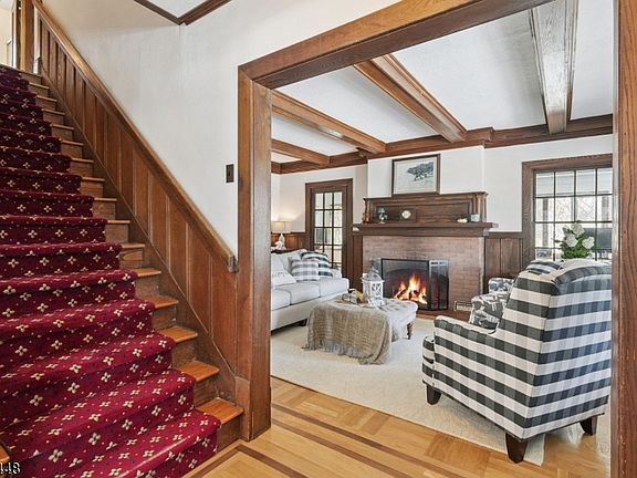 5th image of 43 Howell Rd