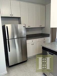 3rd image of 6730 Dartmouth St APT 6J
