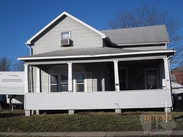 2nd image of 219 N Davis St