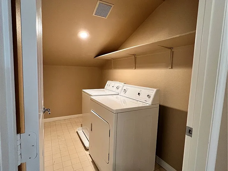 8237 Golden Flowers St — Photo 14