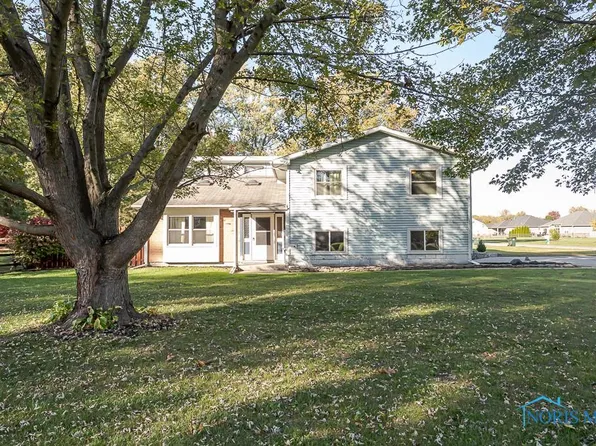 6448 Field Ave, Whitehouse, OH 43571