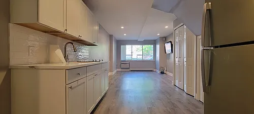 2076 E 55th St Photo 1