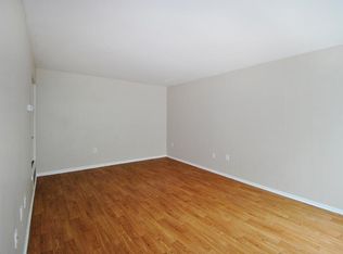 13725 Carmella Ln APT C, Holland, MI 49424