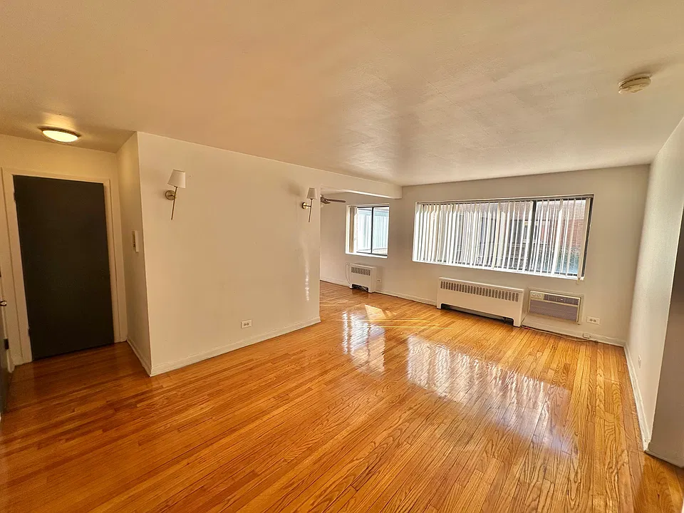 1512 W Farwell Ave #1B