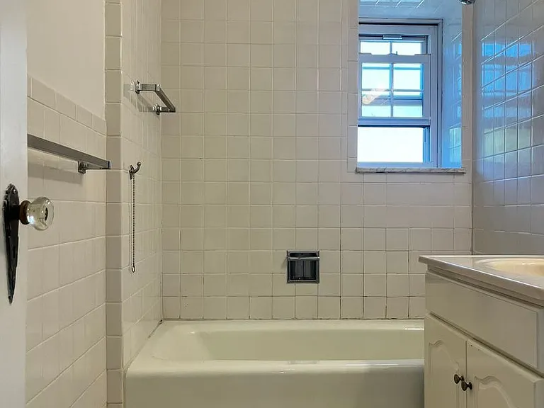The Royal York Apartments — Photo 176