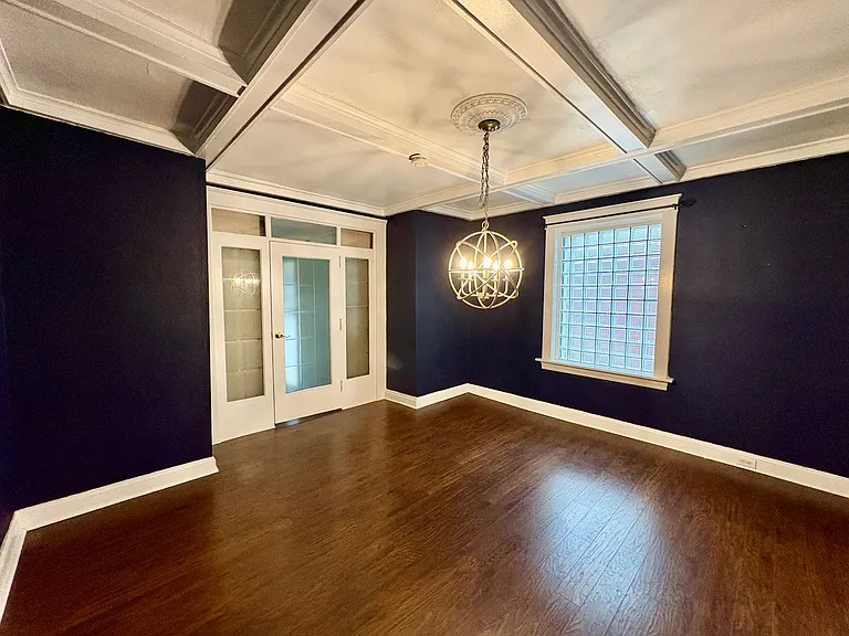 1912 McCausland Ave — Photo 6