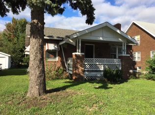 324 E Garfield Ave, Decatur, IL 62526