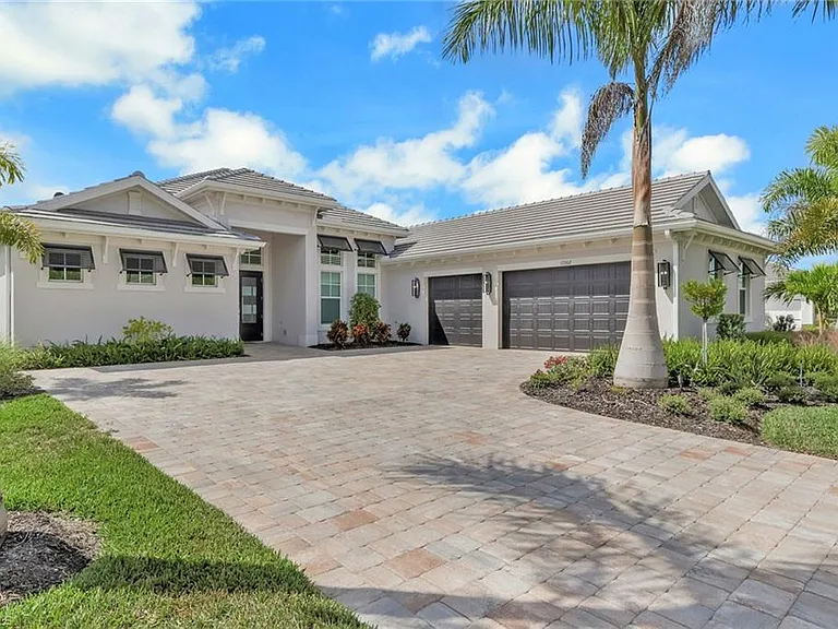 17302 Blue Sapphire Dr — Photo 1