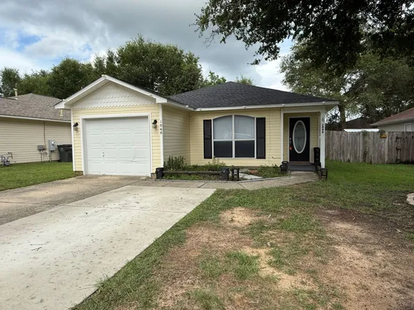 1046 Simpson St, Pensacola, FL 32526