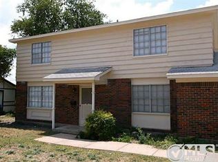 610 Rutgers Dr, Lancaster, TX 75134