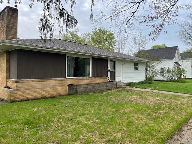 1st image of 226 2nd Ave #1